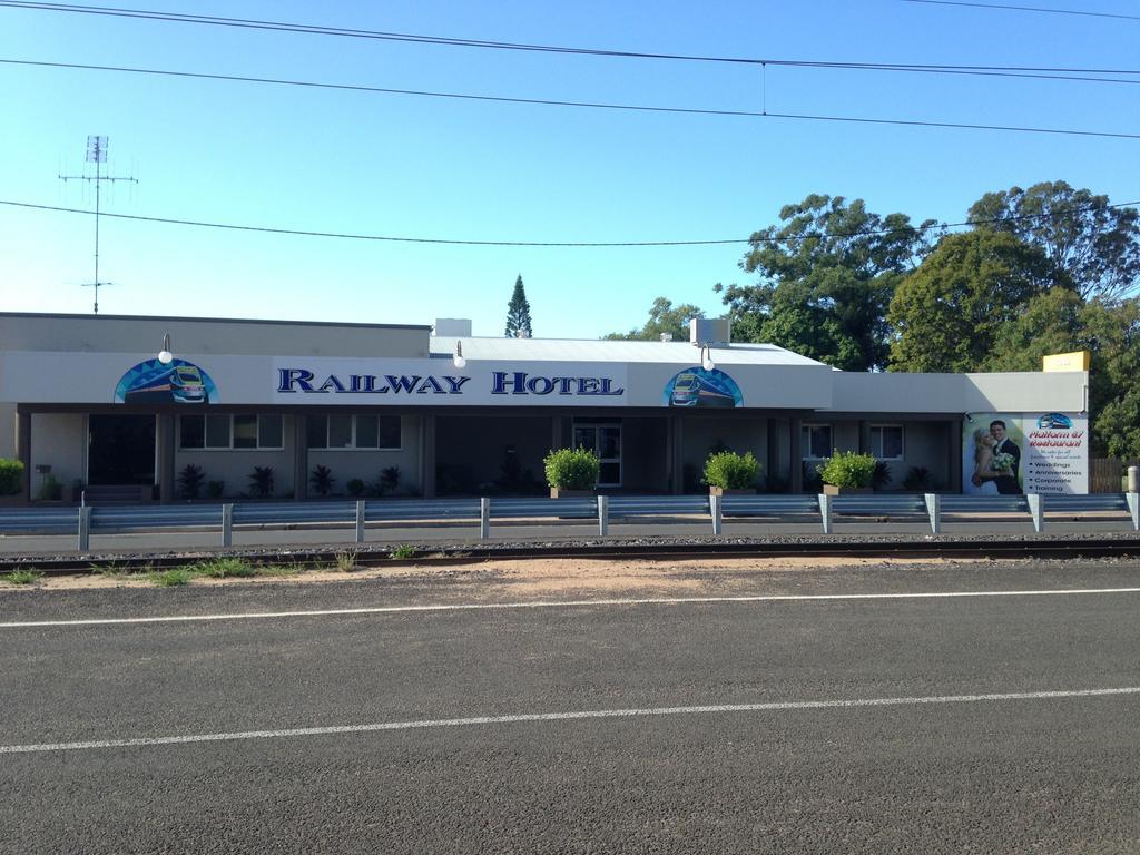 Railway Hotel Bundaberg Exterior photo